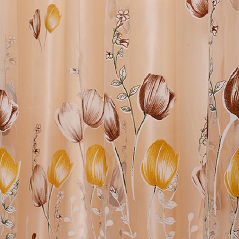 Záclonka s motivy tulipánů
