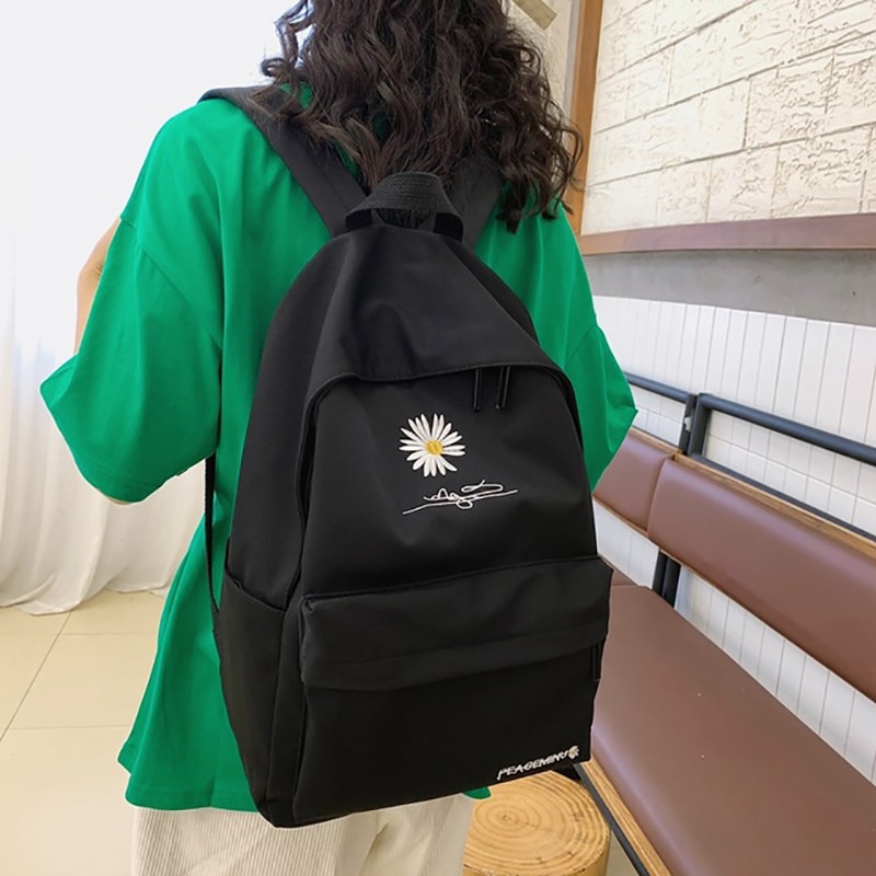 Dívčí batoh s květinou DĚTÍ 3