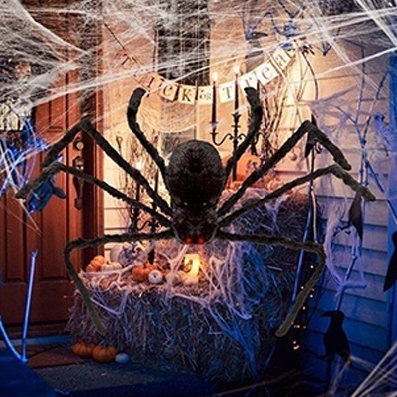 Halloweenský obří černý pavouk