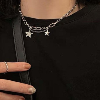 Dámský náhrdelník s hvězdičkami Vánoce